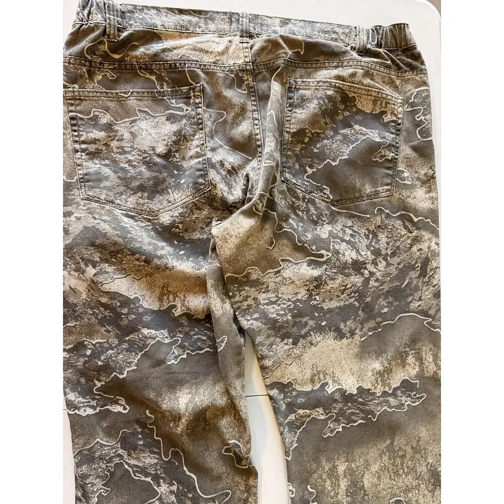 Realtree Camouflage Hunting Pants Size L 36-38 Rt Excape